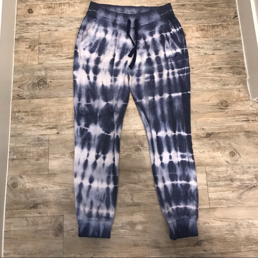 Victoria’s Secret PINK joggers/lounge pants